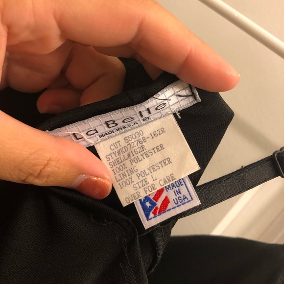 💋Cute Little Black Dress with Pink Flower Detail - Picture 7 of 8